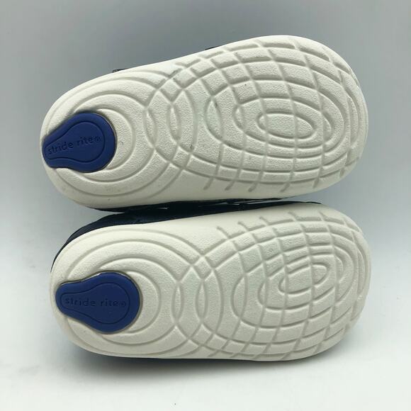 Stride Rite SM Apollo Boys Sneaker Size 4 Wide Blue White Kids Shoe NIB - Picture 10 of 11